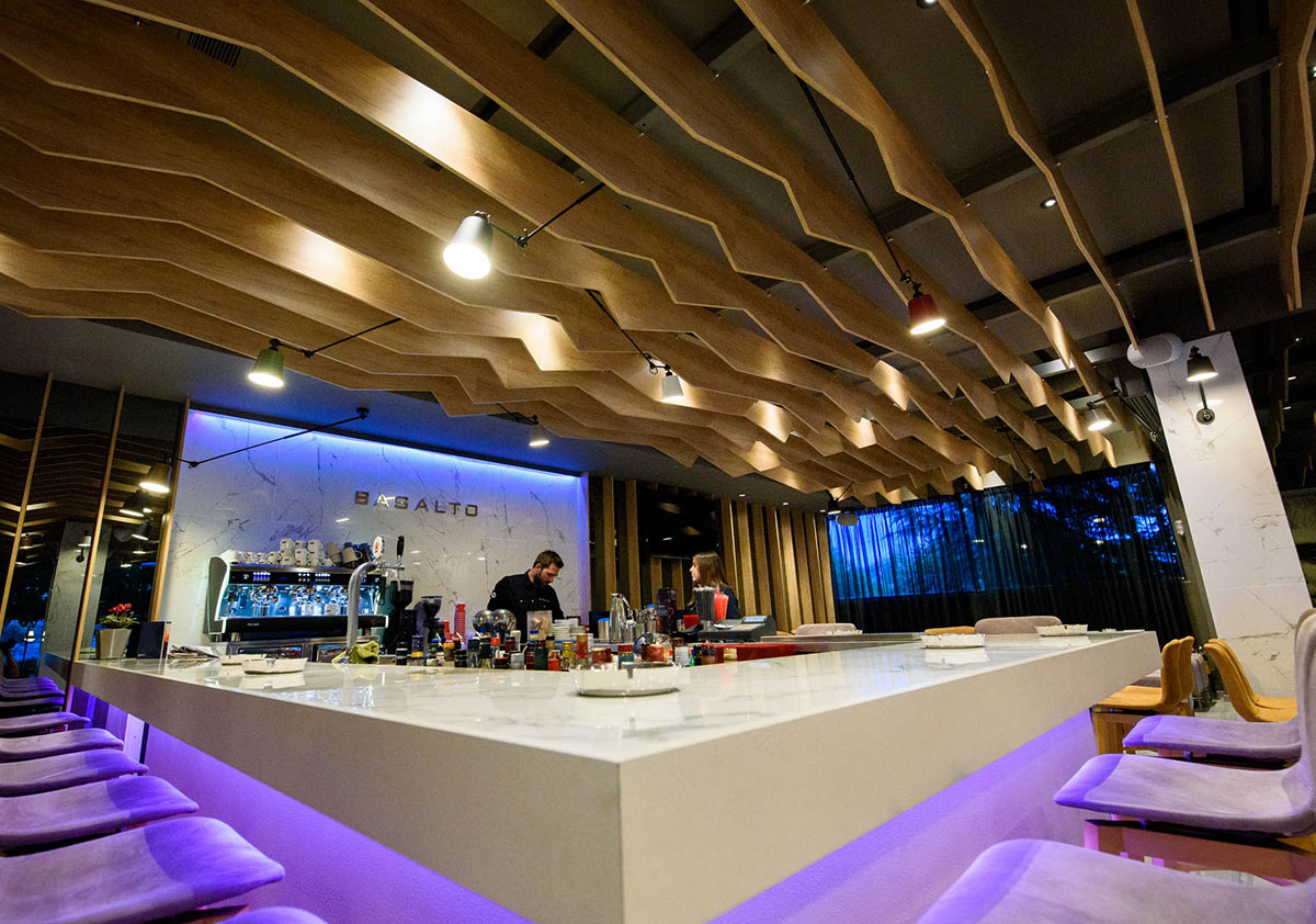 "BASALTO" CAFE - BAR